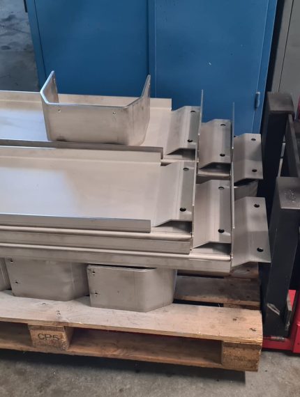laser cutting parts