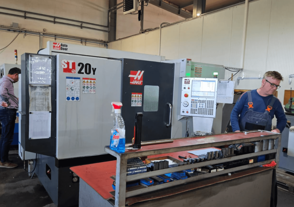 CNC turning equipment