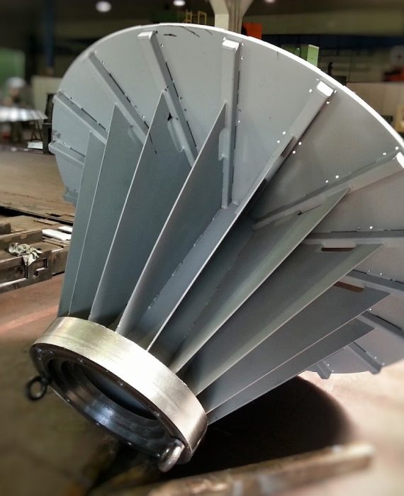 parti metalliche lavorate per il settore della ricerca